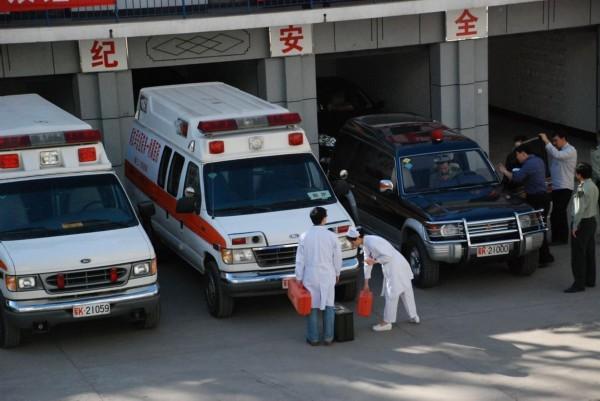 东兰县救护车转院
